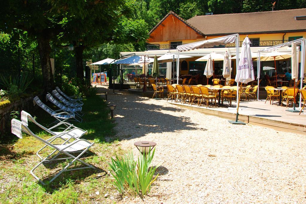 Auberge De Portout ชานาซ ภายนอก รูปภาพ