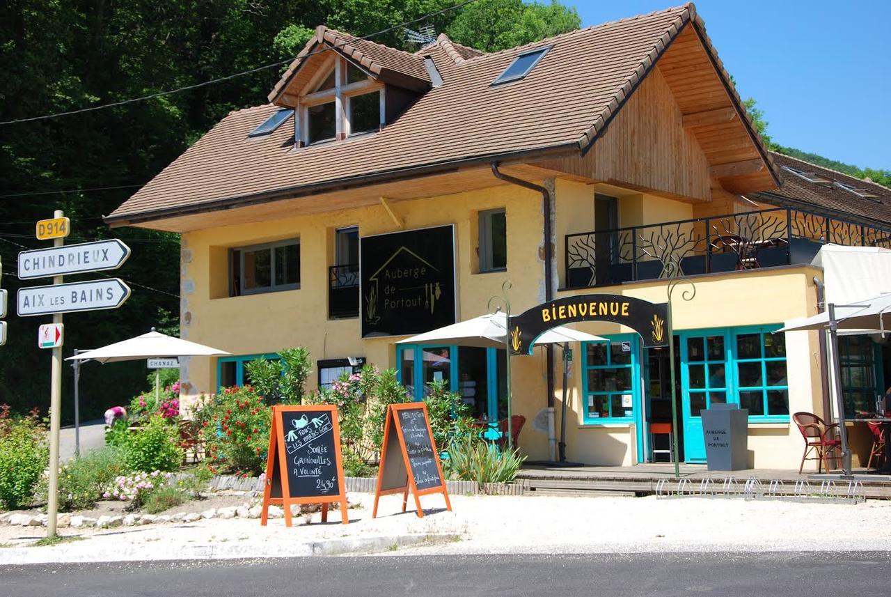 Auberge De Portout ชานาซ ภายนอก รูปภาพ